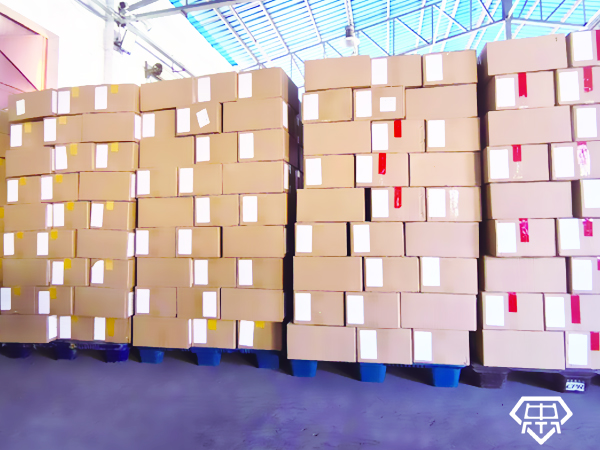 忠实通广州深圳到香港物流整车包车快件散拼集运包裹